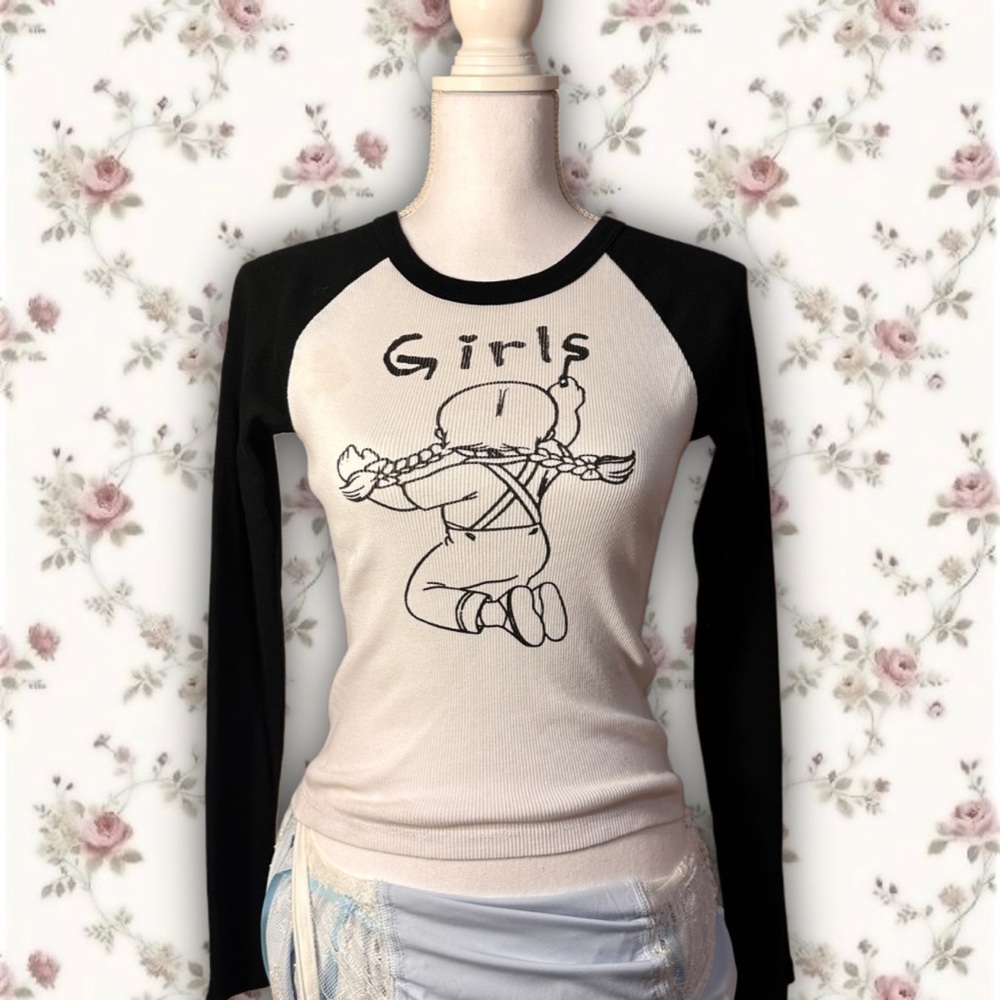 BRANDY MELVILLE long sleeve top “girls”